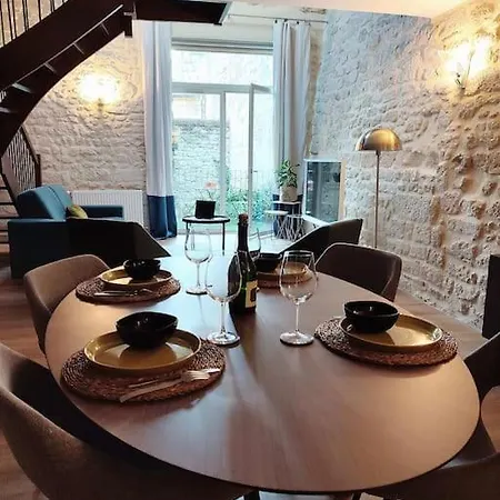 Centre Historique, Terrasse Privative Panoramique * 위제